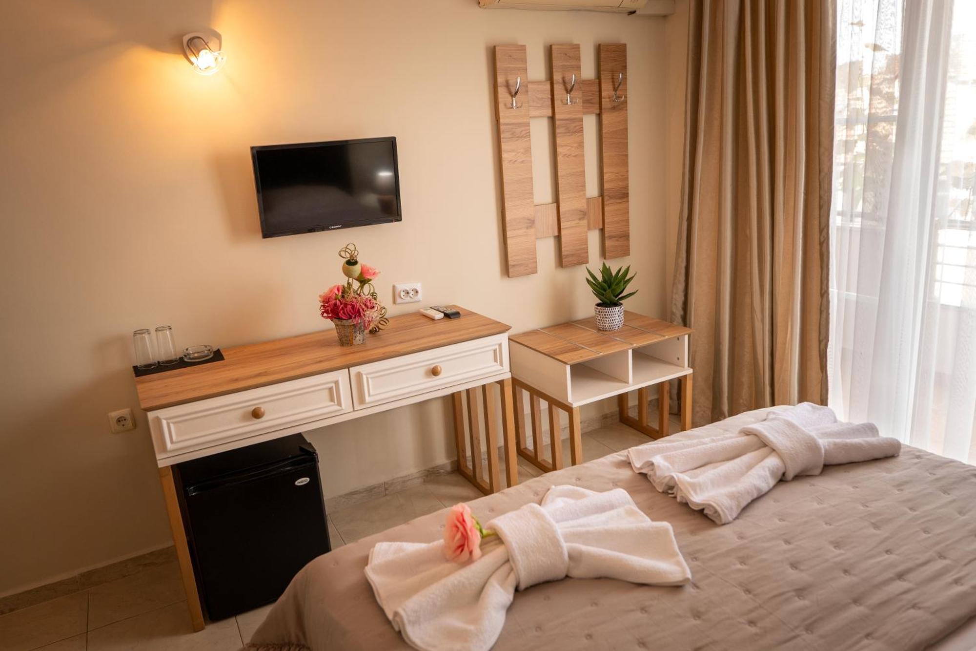Rodos House Hotel Pomorie Eksteriør billede
