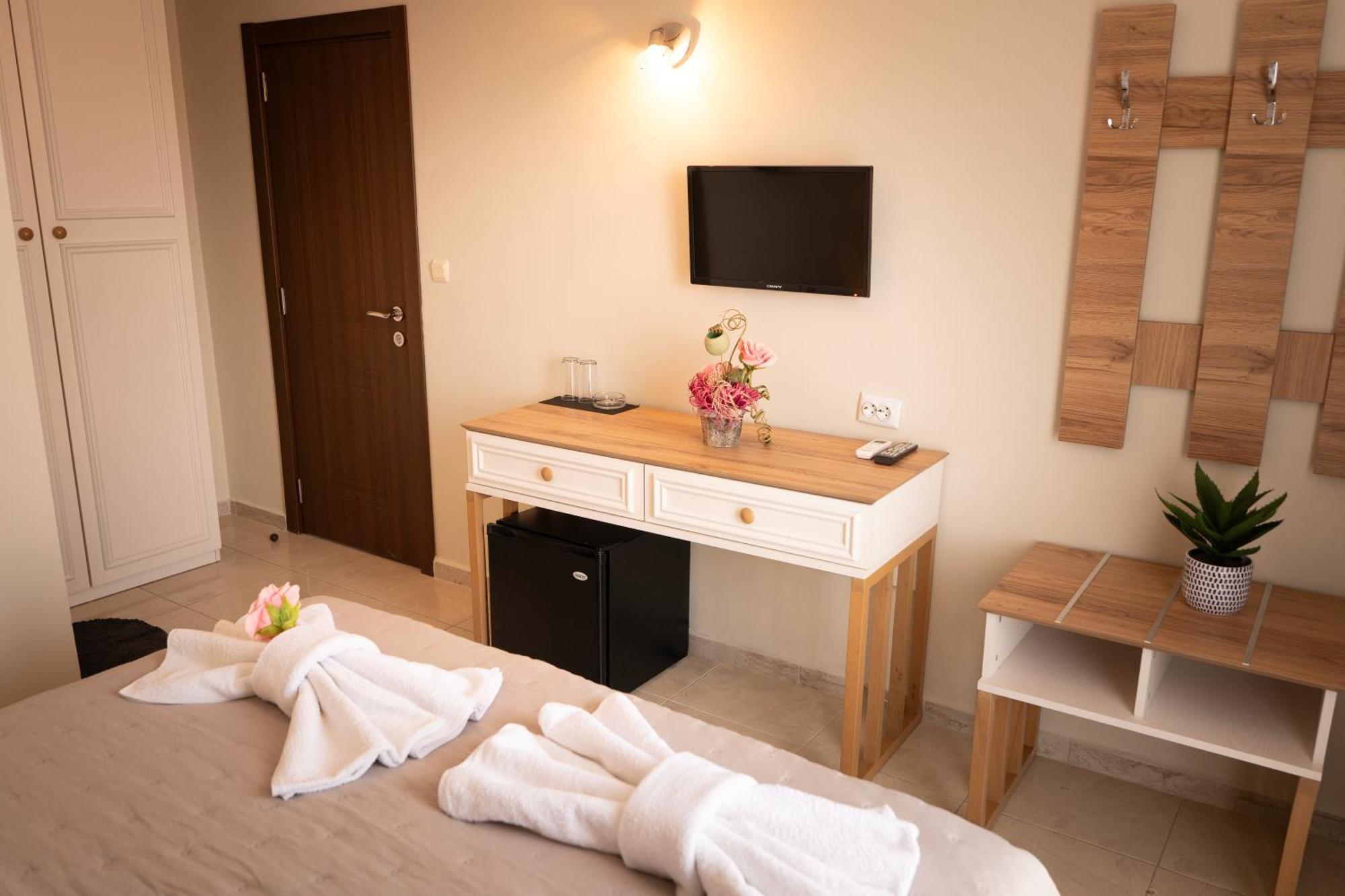 Rodos House Hotel Pomorie Eksteriør billede